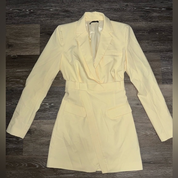 SOLD ON D💥 - Picture 2 of 7